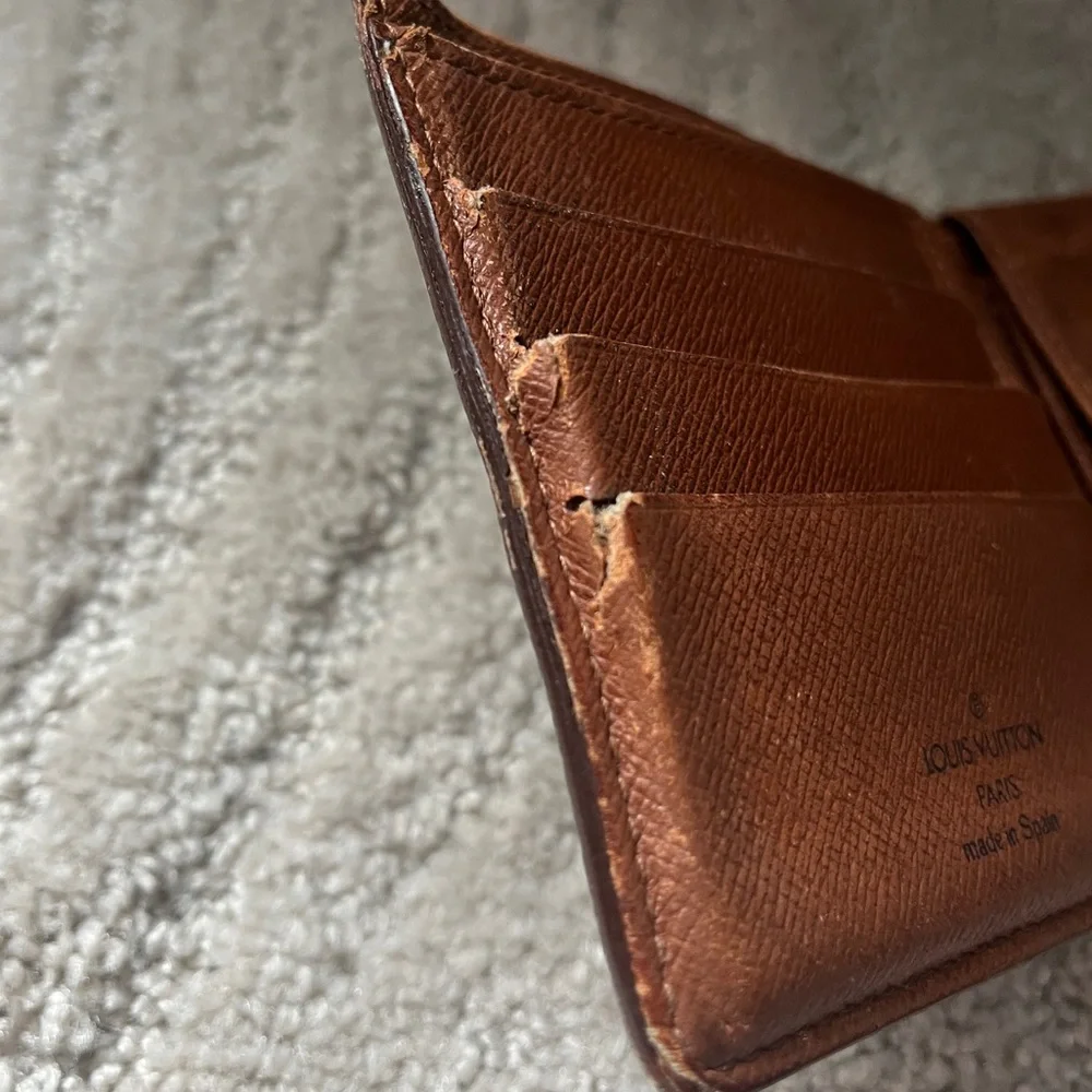 Vintage Louis Vuitton Monogram Canvas Bifold Wallet w/ Snap Pocket Coin Pouch
